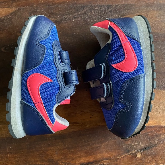 Nike Metro Plus Blue Pink 2 Strap Sneakers Easy Slip On Shoes Toddler Size 6C - Picture 3 of 7